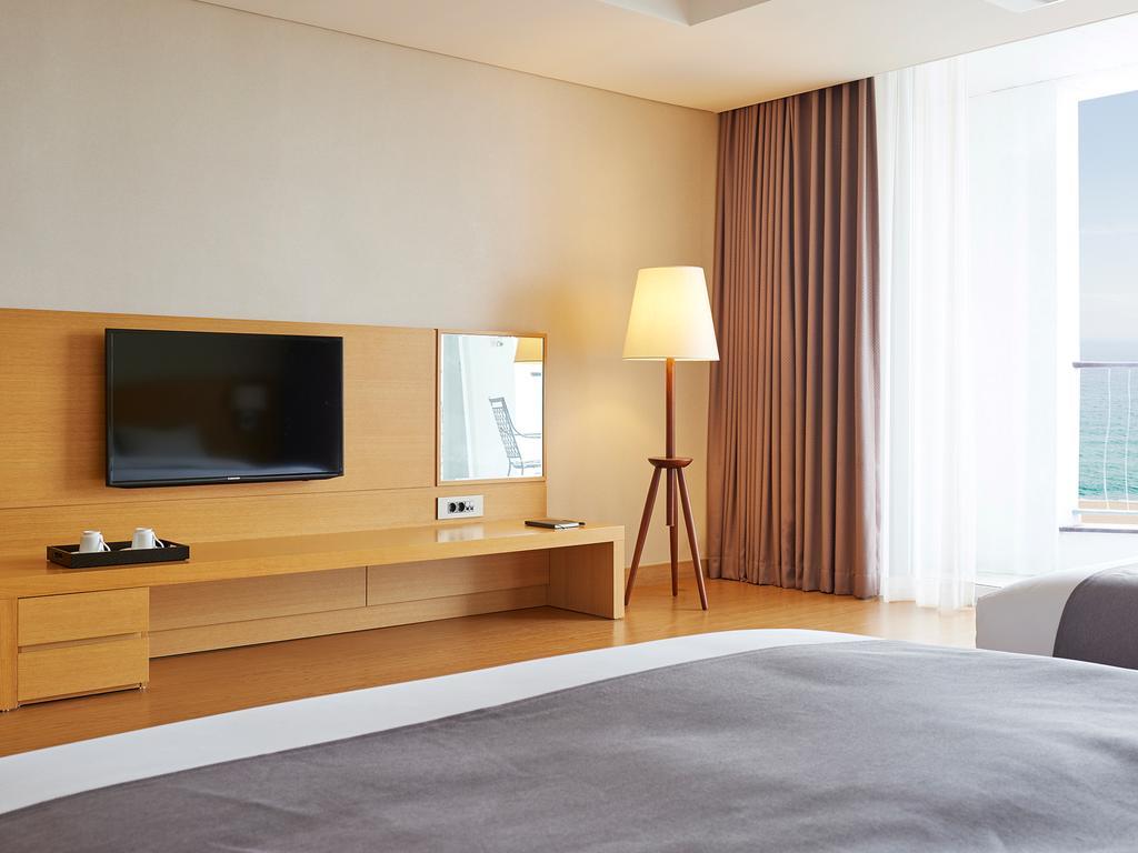 The Suites Hotel Naksan Yangyang Buitenkant foto